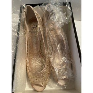 Adrianna Papell Jamie Peep-Toe Gold Heels Wedding Special Occasion Holidays 9M
